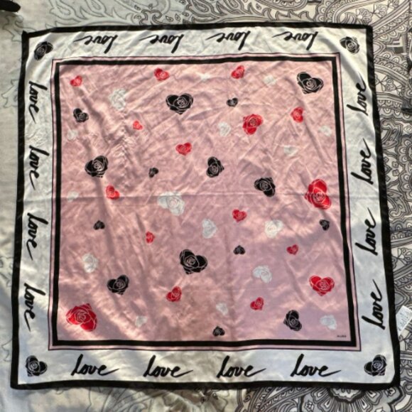 [RARE] Aldo 2018 Valentines Day Limited Edition Collection  Scarf - Picture 2 of 16
